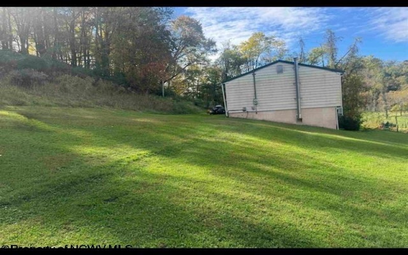 1690 Levels Road, Fairmont, West Virginia 26554, 3 Bedrooms Bedrooms, 5 Rooms Rooms,1 BathroomBathrooms,Single Family Detached,For Sale,Levels,10163149
