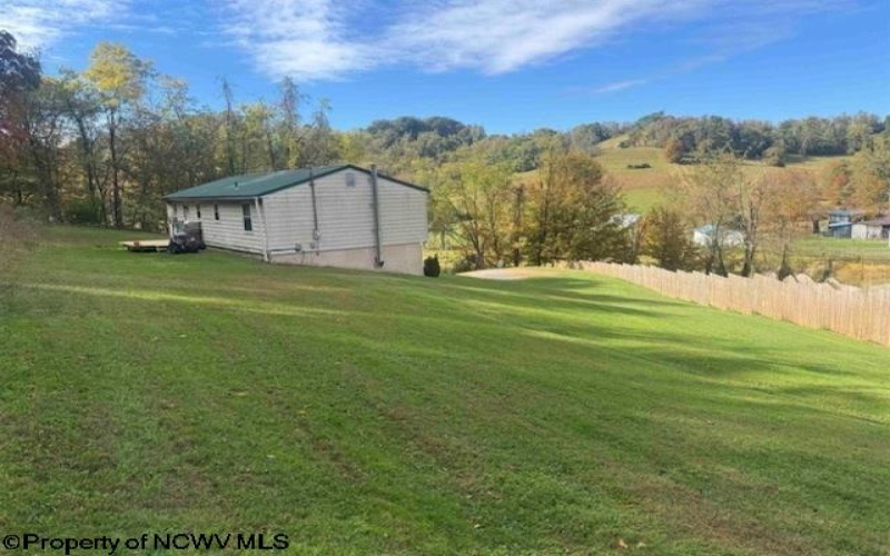 1690 Levels Road, Fairmont, West Virginia 26554, 3 Bedrooms Bedrooms, 5 Rooms Rooms,1 BathroomBathrooms,Single Family Detached,For Sale,Levels,10163149
