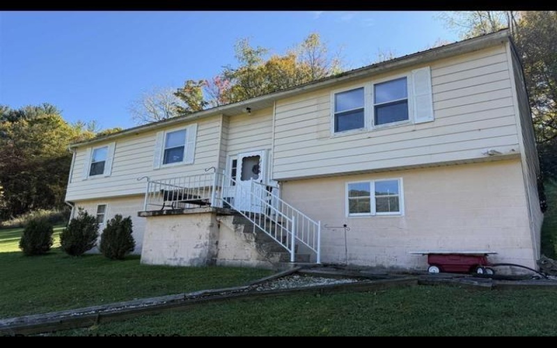 1690 Levels Road, Fairmont, West Virginia 26554, 3 Bedrooms Bedrooms, 5 Rooms Rooms,1 BathroomBathrooms,Single Family Detached,For Sale,Levels,10163149