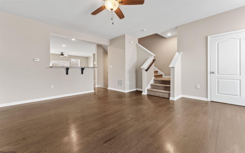 138 Inlet Street, Morgantown, West Virginia 26508, 4 Bedrooms Bedrooms, 8 Rooms Rooms,3 BathroomsBathrooms,Single Family Attached,For Sale,Inlet,10163141