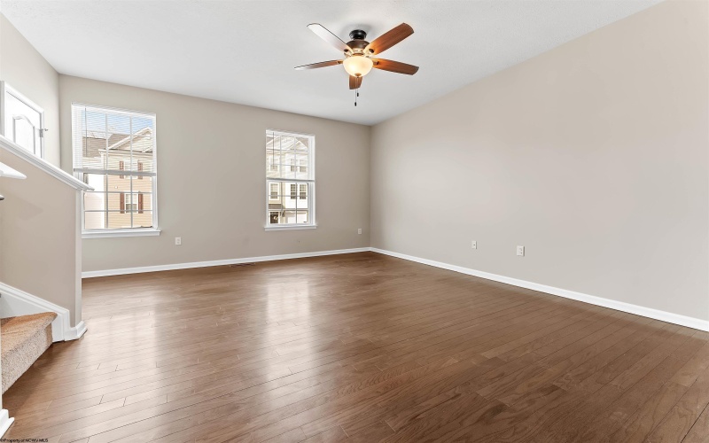 138 Inlet Street, Morgantown, West Virginia 26508, 4 Bedrooms Bedrooms, 8 Rooms Rooms,3 BathroomsBathrooms,Single Family Attached,For Sale,Inlet,10163141