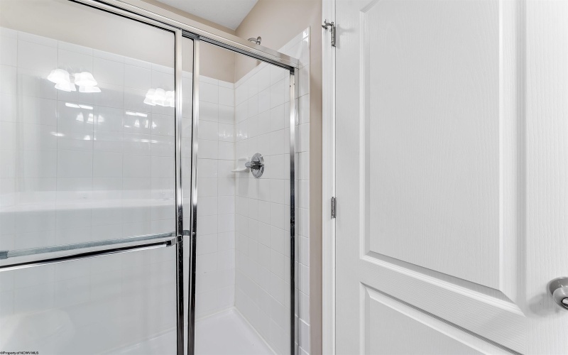 138 Inlet Street, Morgantown, West Virginia 26508, 4 Bedrooms Bedrooms, 8 Rooms Rooms,3 BathroomsBathrooms,Single Family Attached,For Sale,Inlet,10163141