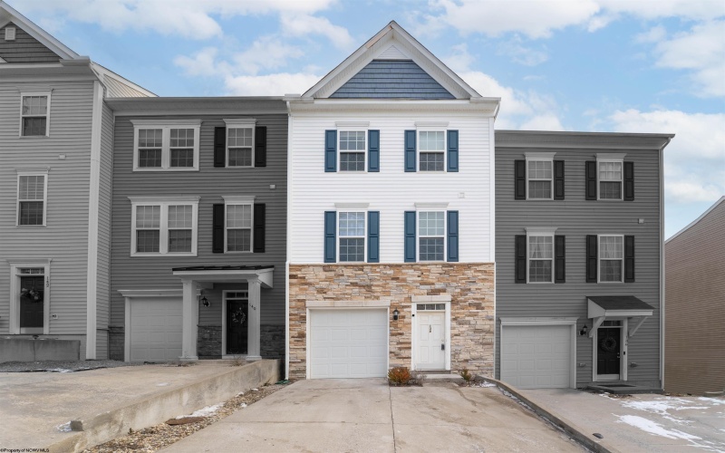 138 Inlet Street, Morgantown, West Virginia 26508, 4 Bedrooms Bedrooms, 8 Rooms Rooms,3 BathroomsBathrooms,Single Family Attached,For Sale,Inlet,10163141