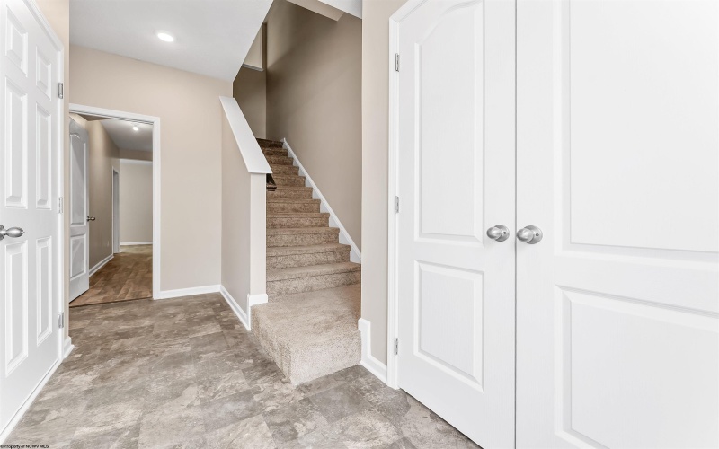 138 Inlet Street, Morgantown, West Virginia 26508, 4 Bedrooms Bedrooms, 8 Rooms Rooms,3 BathroomsBathrooms,Single Family Attached,For Sale,Inlet,10163141