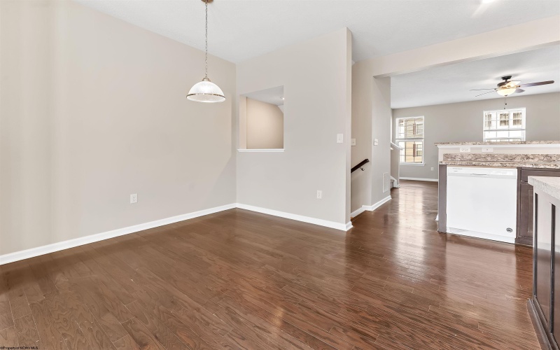 138 Inlet Street, Morgantown, West Virginia 26508, 4 Bedrooms Bedrooms, 8 Rooms Rooms,3 BathroomsBathrooms,Single Family Attached,For Sale,Inlet,10163141