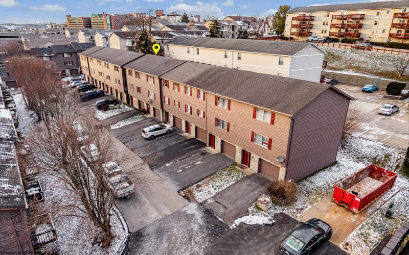 212 Stonegate Circle, Morgantown, West Virginia 26505, 3 Bedrooms Bedrooms, 5 Rooms Rooms,2 BathroomsBathrooms,Single Family Attached,For Sale,Stonegate,10163143