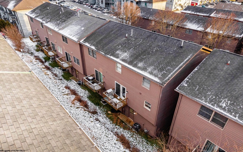 212 Stonegate Circle, Morgantown, West Virginia 26505, 3 Bedrooms Bedrooms, 5 Rooms Rooms,2 BathroomsBathrooms,Single Family Attached,For Sale,Stonegate,10163143