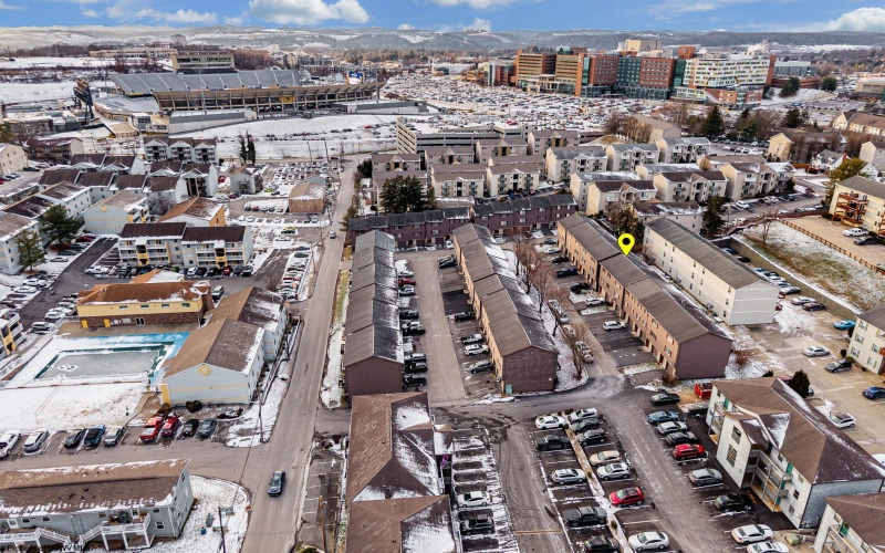 212 Stonegate Circle, Morgantown, West Virginia 26505, 3 Bedrooms Bedrooms, 5 Rooms Rooms,2 BathroomsBathrooms,Single Family Attached,For Sale,Stonegate,10163143