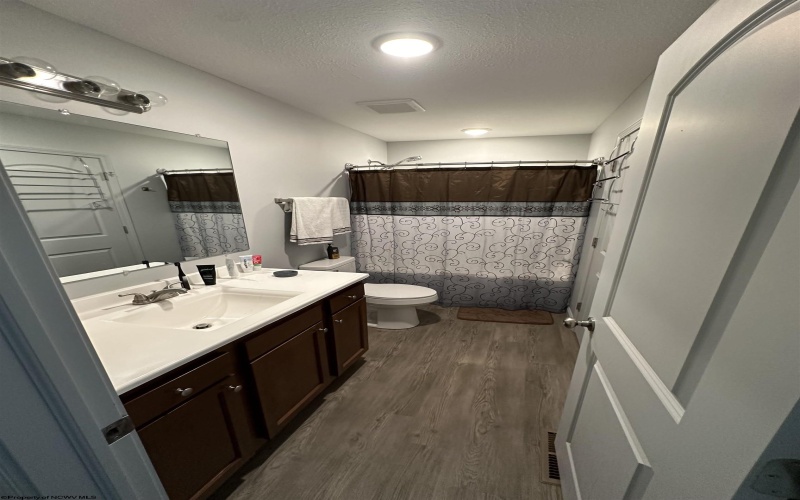 621 Clarksburg Road, Buckhannon, West Virginia 26201, 2 Bedrooms Bedrooms, 4 Rooms Rooms,2 BathroomsBathrooms,Residential Rentals,For Rent,Clarksburg,10163139