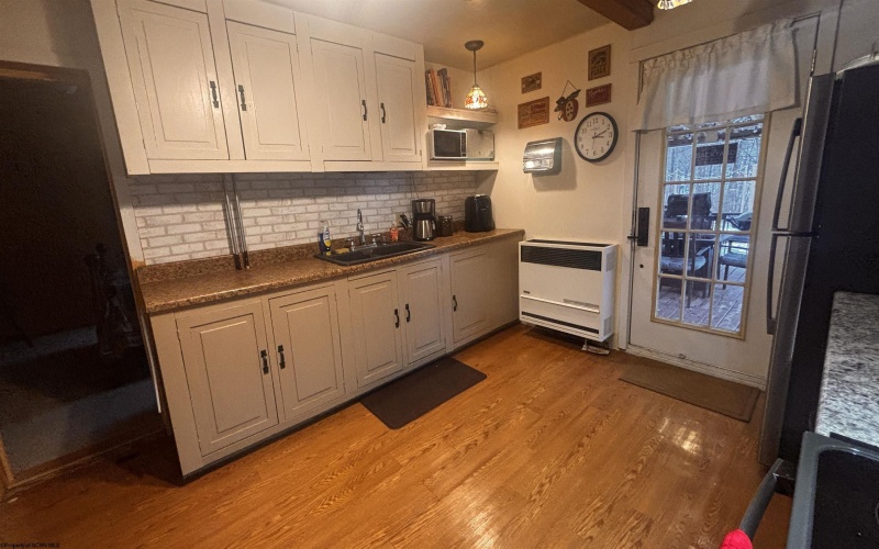 5055 Maxwell Ridge Road, West Union, West Virginia 26456, 2 Bedrooms Bedrooms, 7 Rooms Rooms,2 BathroomsBathrooms,Single Family Detached,For Sale,Maxwell Ridge,10163140