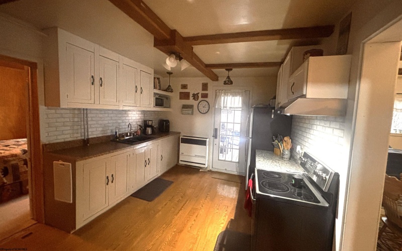 5055 Maxwell Ridge Road, West Union, West Virginia 26456, 2 Bedrooms Bedrooms, 7 Rooms Rooms,2 BathroomsBathrooms,Single Family Detached,For Sale,Maxwell Ridge,10163140