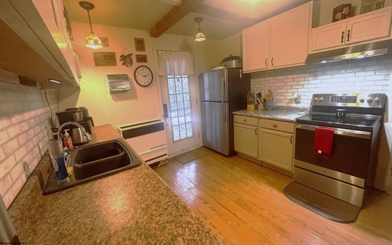 5055 Maxwell Ridge Road, West Union, West Virginia 26456, 2 Bedrooms Bedrooms, 7 Rooms Rooms,2 BathroomsBathrooms,Single Family Detached,For Sale,Maxwell Ridge,10163140