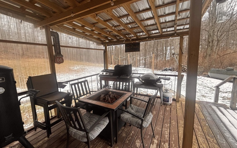 5055 Maxwell Ridge Road, West Union, West Virginia 26456, 2 Bedrooms Bedrooms, 7 Rooms Rooms,2 BathroomsBathrooms,Single Family Detached,For Sale,Maxwell Ridge,10163140