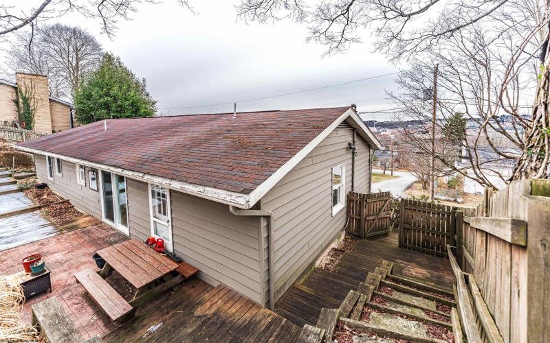 338 Jackson Avenue, Morgantown, West Virginia 26501, 3 Bedrooms Bedrooms, 9 Rooms Rooms,2 BathroomsBathrooms,Single Family Detached,For Sale,Jackson,10163147