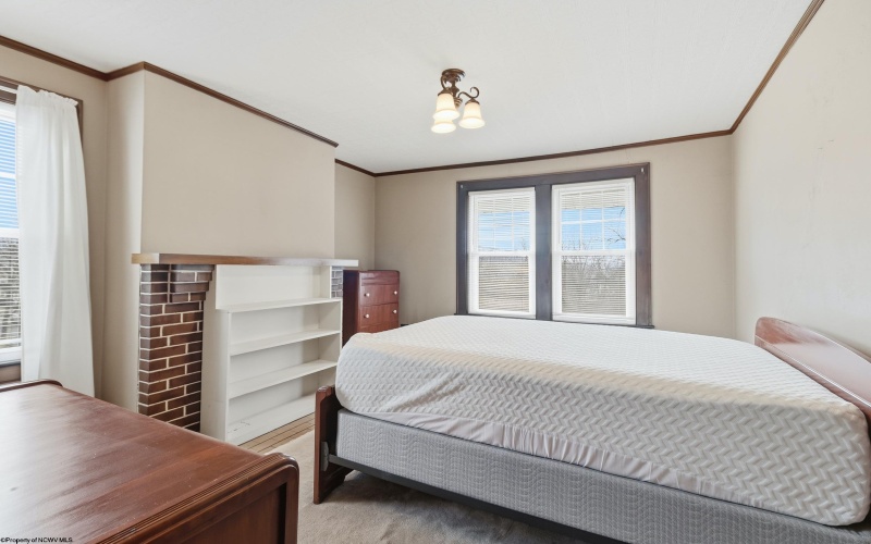 115 Hartland Avenue, Clarksburg, West Virginia 26301, 3 Bedrooms Bedrooms, 7 Rooms Rooms,1 BathroomBathrooms,Single Family Detached,For Sale,Hartland,10163138