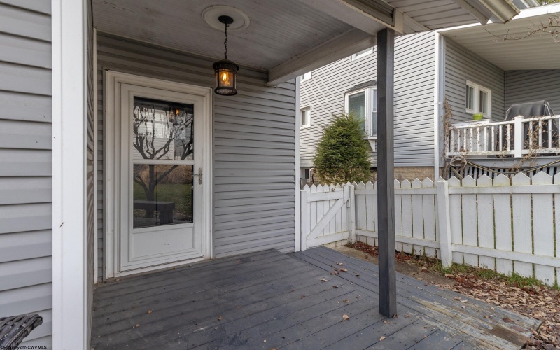 115 Hartland Avenue, Clarksburg, West Virginia 26301, 3 Bedrooms Bedrooms, 7 Rooms Rooms,1 BathroomBathrooms,Single Family Detached,For Sale,Hartland,10163138