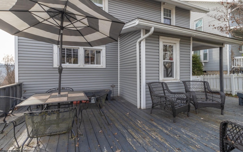 115 Hartland Avenue, Clarksburg, West Virginia 26301, 3 Bedrooms Bedrooms, 7 Rooms Rooms,1 BathroomBathrooms,Single Family Detached,For Sale,Hartland,10163138