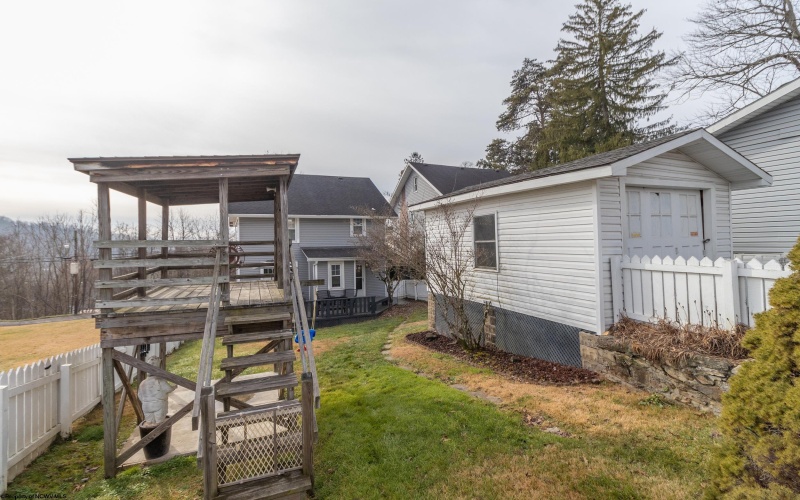 115 Hartland Avenue, Clarksburg, West Virginia 26301, 3 Bedrooms Bedrooms, 7 Rooms Rooms,1 BathroomBathrooms,Single Family Detached,For Sale,Hartland,10163138