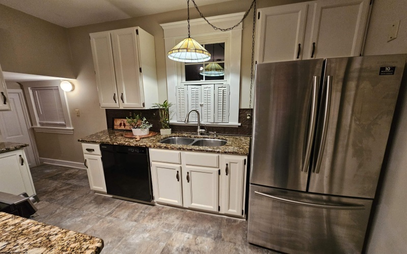 228 Morris Street, Morgantown, West Virginia 26501, 4 Bedrooms Bedrooms, 8 Rooms Rooms,2 BathroomsBathrooms,Single Family Detached,For Sale,Morris,10163144