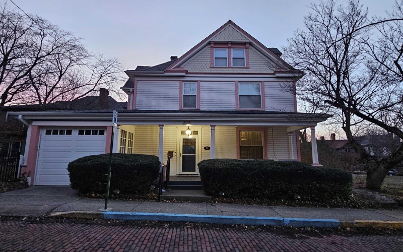 228 Morris Street, Morgantown, West Virginia 26501, 4 Bedrooms Bedrooms, 8 Rooms Rooms,2 BathroomsBathrooms,Single Family Detached,For Sale,Morris,10163144