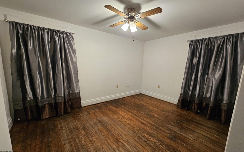 228 Morris Street, Morgantown, West Virginia 26501, 4 Bedrooms Bedrooms, 8 Rooms Rooms,2 BathroomsBathrooms,Single Family Detached,For Sale,Morris,10163144