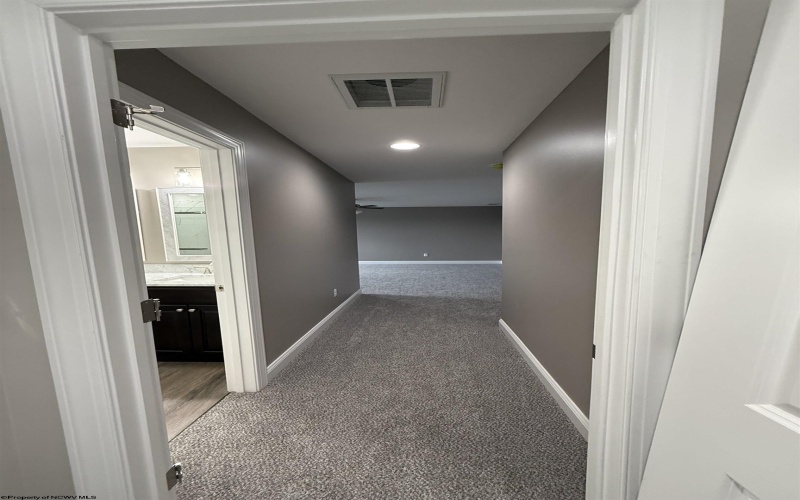 117 Canto Drive, Morgantown, West Virginia 26508, 3 Bedrooms Bedrooms, 6 Rooms Rooms,2 BathroomsBathrooms,Single Family Detached,For Sale,Canto,10158347