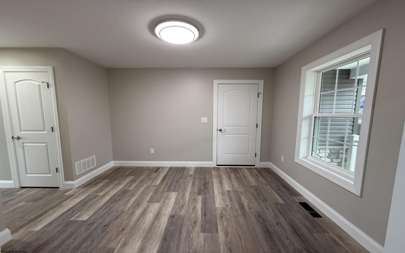 117 Canto Drive, Morgantown, West Virginia 26508, 3 Bedrooms Bedrooms, 6 Rooms Rooms,2 BathroomsBathrooms,Single Family Detached,For Sale,Canto,10158347