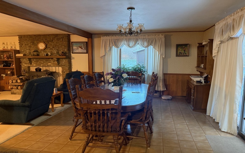 3822 Chenoweth Creek Road, Elkins, West Virginia 26241, 4 Bedrooms Bedrooms, 7 Rooms Rooms,2 BathroomsBathrooms,Single Family Detached,For Sale,Chenoweth Creek,10163156