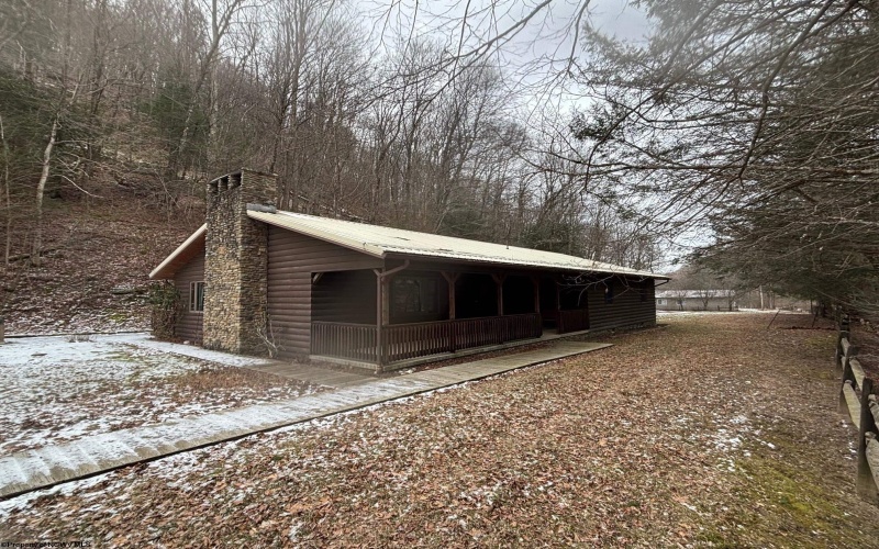 3822 Chenoweth Creek Road, Elkins, West Virginia 26241, 4 Bedrooms Bedrooms, 7 Rooms Rooms,2 BathroomsBathrooms,Single Family Detached,For Sale,Chenoweth Creek,10163156