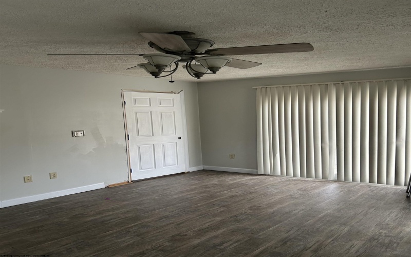 164 Wise Street, Baxter, West Virginia 26560, 3 Bedrooms Bedrooms, 6 Rooms Rooms,2 BathroomsBathrooms,Single Family Detached,For Sale,Wise,10163153