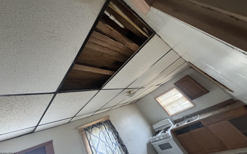 128 McGary Avenue, Weston, West Virginia 26452, 1 Bedroom Bedrooms, 6 Rooms Rooms,1 BathroomBathrooms,Single Family Detached,For Sale,McGary,10163157 128 McGary Avenue, Weston, West Virginia 26452, 1 Bedroom Bedrooms, 6 Rooms Rooms,1 BathroomBathrooms,Single Family Detached,For Sale,McGary,10163157