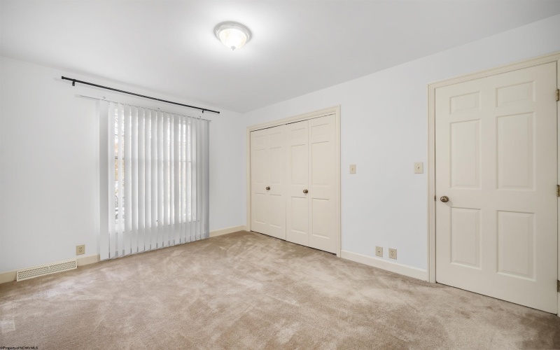 272 Lakeview Manor, Morgantown, West Virginia 26508-2907, 3 Bedrooms Bedrooms, 7 Rooms Rooms,3 BathroomsBathrooms,Residential Rentals,For Rent,Lakeview,10163164