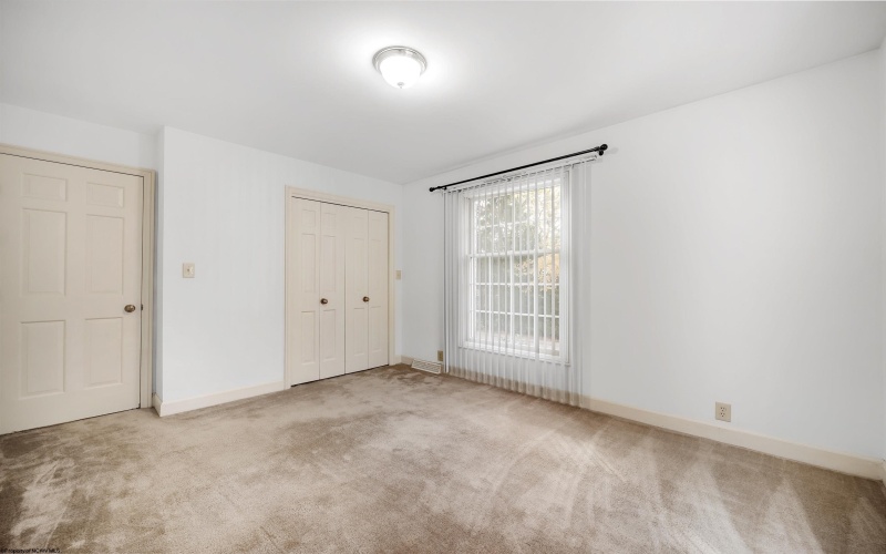 272 Lakeview Manor, Morgantown, West Virginia 26508-2907, 3 Bedrooms Bedrooms, 7 Rooms Rooms,3 BathroomsBathrooms,Residential Rentals,For Rent,Lakeview,10163164