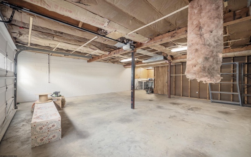 272 Lakeview Manor, Morgantown, West Virginia 26508-2907, 3 Bedrooms Bedrooms, 7 Rooms Rooms,3 BathroomsBathrooms,Residential Rentals,For Rent,Lakeview,10163164