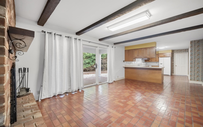 272 Lakeview Manor, Morgantown, West Virginia 26508-2907, 3 Bedrooms Bedrooms, 7 Rooms Rooms,3 BathroomsBathrooms,Residential Rentals,For Rent,Lakeview,10163164