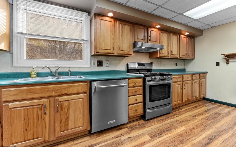 67 Mason Dixon Highway, Maidsville, West Virginia 26541, 2 Bedrooms Bedrooms, 5 Rooms Rooms,2 BathroomsBathrooms,Single Family Detached,For Sale,Mason Dixon,10163161 67 Mason Dixon Highway, Maidsville, West Virginia 26541, 2 Bedrooms Bedrooms, 5 Rooms Rooms,2 BathroomsBathrooms,Single Family Detached,For Sale,Mason Dixon,10163161