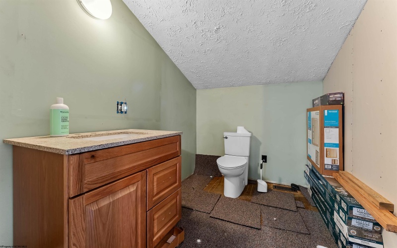 67 Mason Dixon Highway, Maidsville, West Virginia 26541, 2 Bedrooms Bedrooms, 5 Rooms Rooms,2 BathroomsBathrooms,Single Family Detached,For Sale,Mason Dixon,10163161 67 Mason Dixon Highway, Maidsville, West Virginia 26541, 2 Bedrooms Bedrooms, 5 Rooms Rooms,2 BathroomsBathrooms,Single Family Detached,For Sale,Mason Dixon,10163161