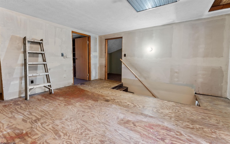 67 Mason Dixon Highway, Maidsville, West Virginia 26541, 2 Bedrooms Bedrooms, 5 Rooms Rooms,2 BathroomsBathrooms,Single Family Detached,For Sale,Mason Dixon,10163161 67 Mason Dixon Highway, Maidsville, West Virginia 26541, 2 Bedrooms Bedrooms, 5 Rooms Rooms,2 BathroomsBathrooms,Single Family Detached,For Sale,Mason Dixon,10163161