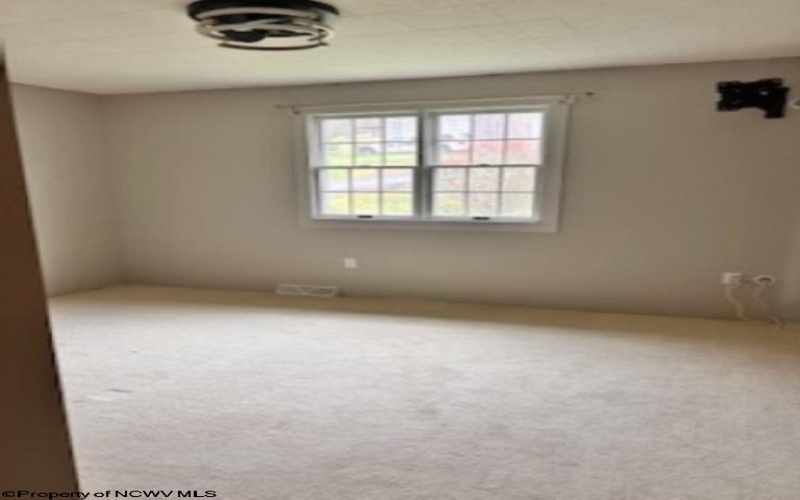 29 Freeman Street, Farmington, West Virginia 26571, 3 Bedrooms Bedrooms, 7 Rooms Rooms,1 BathroomBathrooms,Single Family Detached,For Sale,Freeman,10163166