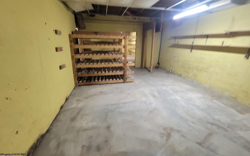 29 Freeman Street, Farmington, West Virginia 26571, 3 Bedrooms Bedrooms, 7 Rooms Rooms,1 BathroomBathrooms,Single Family Detached,For Sale,Freeman,10163166