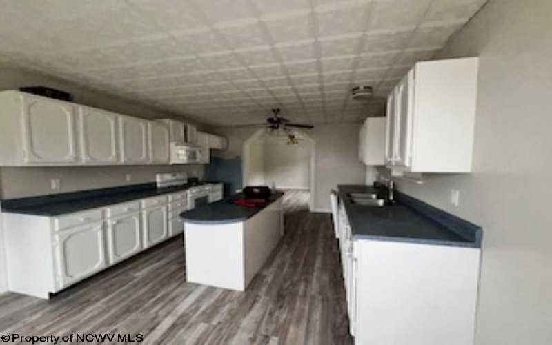 29 Freeman Street, Farmington, West Virginia 26571, 3 Bedrooms Bedrooms, 7 Rooms Rooms,1 BathroomBathrooms,Single Family Detached,For Sale,Freeman,10163166