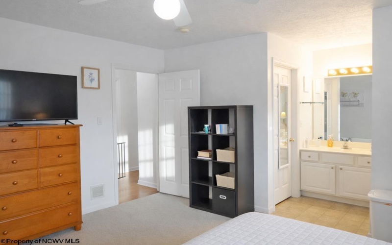 1340 Headlee Avenue, Morgantown, West Virginia 26505-4200, 3 Bedrooms Bedrooms, 6 Rooms Rooms,3 BathroomsBathrooms,Residential Rentals,For Rent,Headlee,10163172