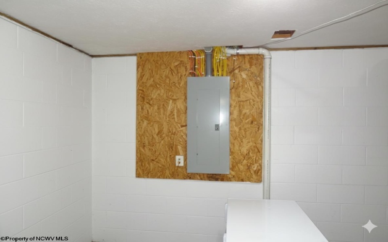 1340 Headlee Avenue, Morgantown, West Virginia 26505-4200, 3 Bedrooms Bedrooms, 6 Rooms Rooms,3 BathroomsBathrooms,Residential Rentals,For Rent,Headlee,10163172