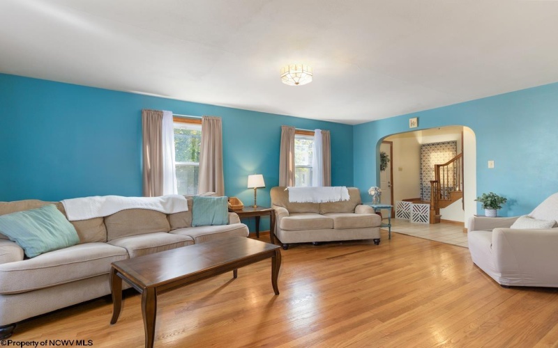 306 Elm Street, Clarksburg, West Virginia 26301, 3 Bedrooms Bedrooms, 6 Rooms Rooms,1 BathroomBathrooms,Single Family Detached,For Sale,Elm,10163175