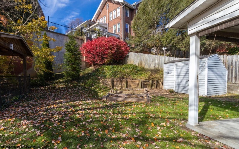 306 Elm Street, Clarksburg, West Virginia 26301, 3 Bedrooms Bedrooms, 6 Rooms Rooms,1 BathroomBathrooms,Single Family Detached,For Sale,Elm,10163175