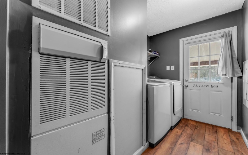 1010 Furfin Road, Bruceton Mills, West Virginia 26525, 3 Bedrooms Bedrooms, 6 Rooms Rooms,2 BathroomsBathrooms,Single Family Detached,For Sale,Furfin,10163179 1010 Furfin Road, Bruceton Mills, West Virginia 26525, 3 Bedrooms Bedrooms, 6 Rooms Rooms,2 BathroomsBathrooms,Single Family Detached,For Sale,Furfin,10163179