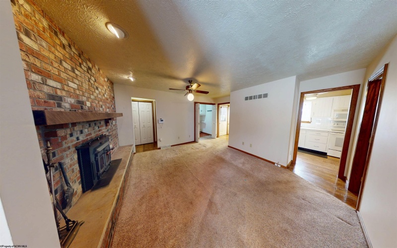 1822 Vernon Drive, Fairmont, West Virginia 26554, 4 Bedrooms Bedrooms, 18 Rooms Rooms,4 BathroomsBathrooms,Single Family Detached,For Sale,Vernon,10163181