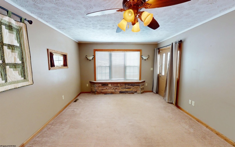 1822 Vernon Drive, Fairmont, West Virginia 26554, 4 Bedrooms Bedrooms, 18 Rooms Rooms,4 BathroomsBathrooms,Single Family Detached,For Sale,Vernon,10163181