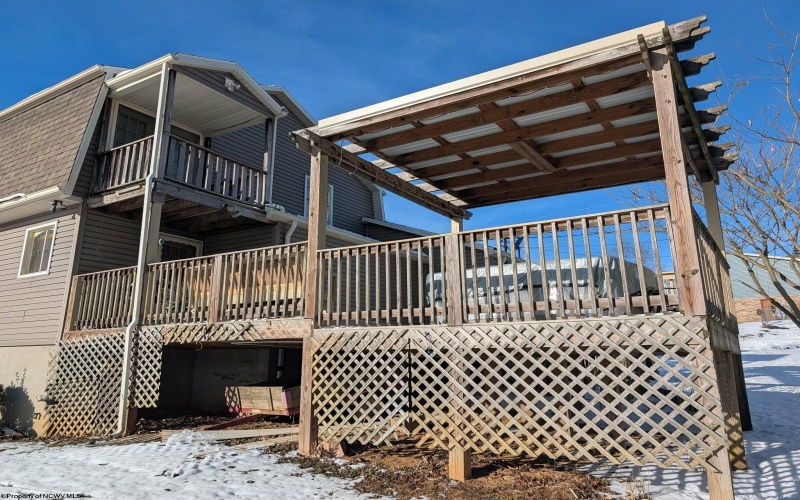 1822 Vernon Drive, Fairmont, West Virginia 26554, 4 Bedrooms Bedrooms, 18 Rooms Rooms,4 BathroomsBathrooms,Single Family Detached,For Sale,Vernon,10163181