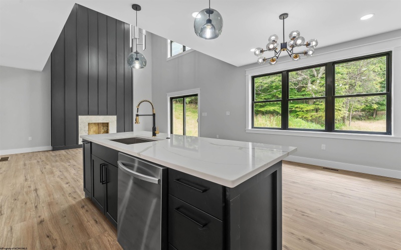 114 Tivoli Garden Drive, Morgantown, West Virginia 26508, 4 Bedrooms Bedrooms, 9 Rooms Rooms,4 BathroomsBathrooms,Single Family Attached,For Sale,Tivoli Garden,10163192